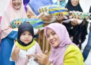 LKKS Agam Keliling 16 Kecamatan Bagikan Paket Ramadhan untuk Warga Kurang Mampu