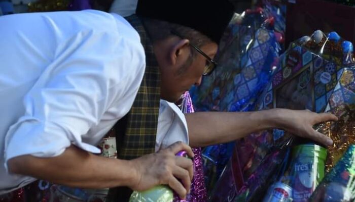 Ingat, Jangan Sampai Ada Makanan Kadaluwarsa! Walikota Padang “Warning” Pedagang Parcel Lebaran