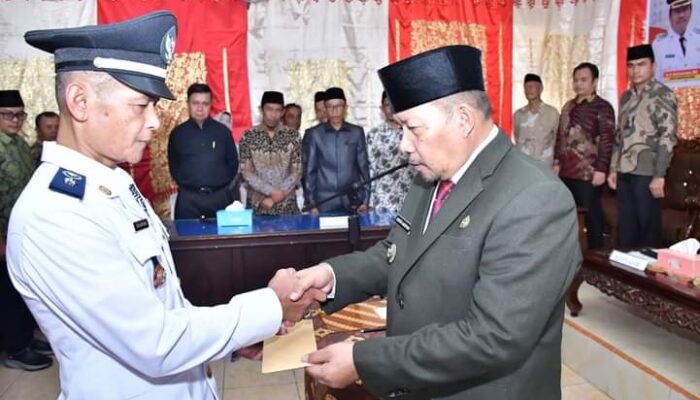 Budi Hartawan Resmi Jabat Walinagari Ampang Gadang, Bupati Agam Titip Kampung Halamanya