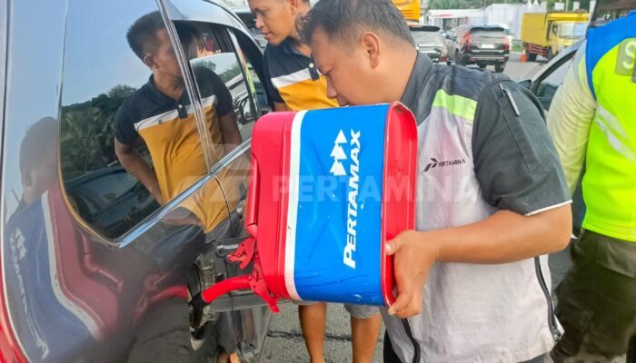 187 Mobil Mogok Kehabisan Bensin di Tol Selama Arus Balik, Untung Ada Motorist Pertamina! 