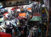 Pasar Pusat Dipadati Pengunjung, Suasana Idul Fitri Mulai Terasa di Padang Panjang