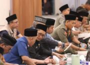 Buka Bersama dengan Satpol PP, Damkar dan BPBD, Walikota Padang Terharu Dedikasi Tinggi Personil Terutama saat Bencana