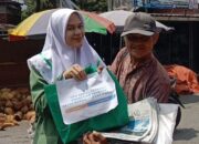 Akper Nabila Padang Panjang Berbagi Sembako Bagi Warga Kurang Mampu