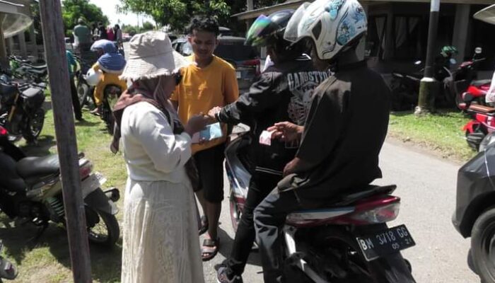 Semarak Lebaran, Ribuan Wisatawan Kunjungi Pesta Pantai Pohon Seribu Muaro Sasak Pasaman Barat