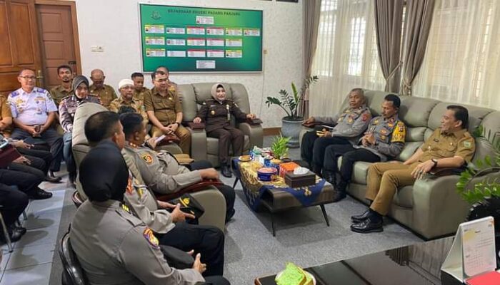 Hari Pertama Masuk Kerja, Pj Walikota Sonny Silaturrahmi dengan Forkopimda Padang Panjang