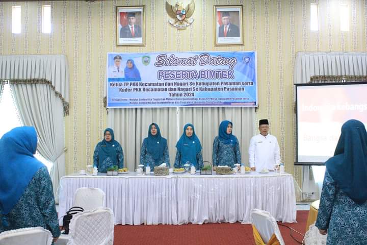 Pengurus TP PKK Kabupaten dan Nagari di Pasaman Ikuti Bimtek Keorganisasian