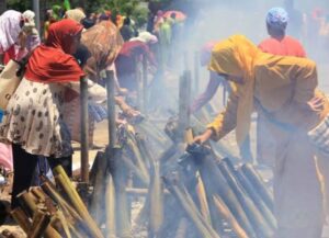 Lebaran Itu? Mudik, Rakik-rakik dan Enaknya Lamang di Sumatera Barat