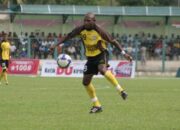 Kisah Pilu Masa Tua Sang Bintang Alexander Pulalo, Semen Padang FC Klub Paling Berkesan!