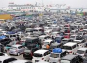 Puncak Arus Mudik Hari Ini, Pelabuhan Ciwandan Dipadati Ribuan Kendaraan ke Sumatera