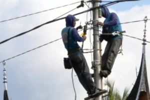 PLN Tuntas Pulihkan Listrik 100 Persen, Kini Lokasi Bencana Galodo Sumbar Terang Kembali