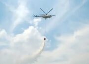 Cuaca Buruk, Helikopter BNPB Sempat Mendarat Darurat saat Modifikasi Cuaca di Langit Sumatera Barat