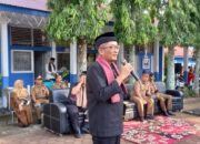Disambut Adat Minang oleh Siswa SMP 28 Padang, Walikota Hendri Septa Terharu: “Anak-anak Kita Semangat Belajar Keminangkabauan”
