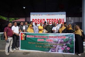 Perantau Tanah Datar di Duri-Riau Serahkan Bantuan Rp100 Juta untuk Dunsanak Korban Galodo