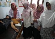 Para Bidan di Padang Panjang Beri Pelayanan KB Gratis di Ulang Tahun IBI ke-73
