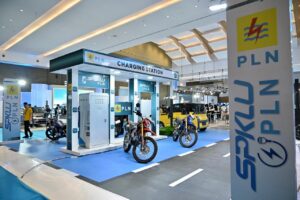 PLN Beri Diskon Tambah Daya 60% Bagi Pengunjung Pameran Kendaraan Listrik PEVS 2024
