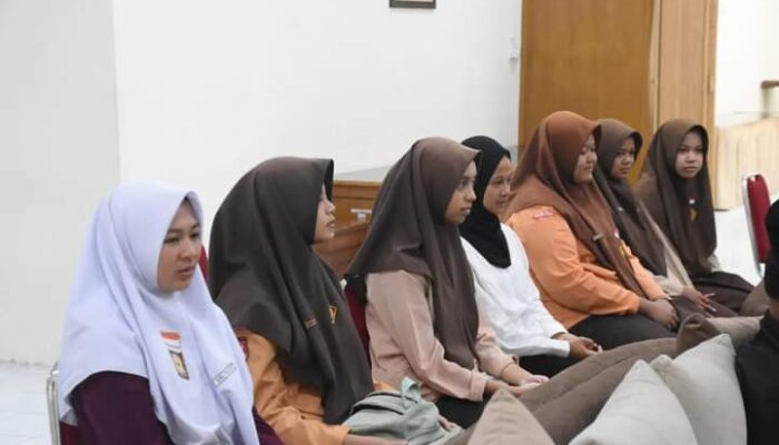 Terkendala Biaya, Siswa SMA N 1 Tilatang Kamang Lulus SNBT Mengadu ke Bupati Agam