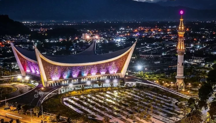 Listrik Sumbar Kembali Menyala, Gubernur Mahyeldi: Jangan Sampai Terjadi Pemadaman Lagi!