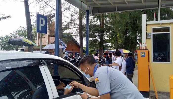 Cek cok Pungutan Parkir di Pariaman Viral! Ini Tarif Resmi dari Dinas Perhubungan