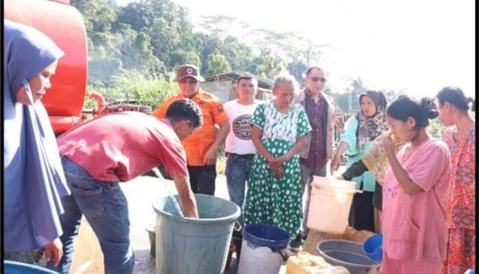 Antisipasi Kekeringan, BPBP Padang Mulai Distribusikan Air Bersih di Lubuk Begalung dan Padang Selatan