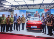 Wapres Ma’ruf Amin Jajal All New Hyundai KONA Electric, Mobil Listrik Pertama Produksi Indonesia di Arena GIIAS 2024