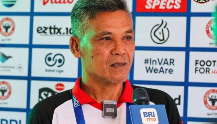 LIGA 1: Pekan ke-3, Manajemen Semen Padang FC Mulai Gerah! Nasib Hendri Susilo di Ujung Tanduk