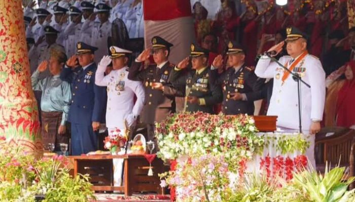 Upacara 17 Agustus Berlangsung Khidmat, 126 ASN Kota Padang Terima Satyalancana Karya Satya dari Presiden