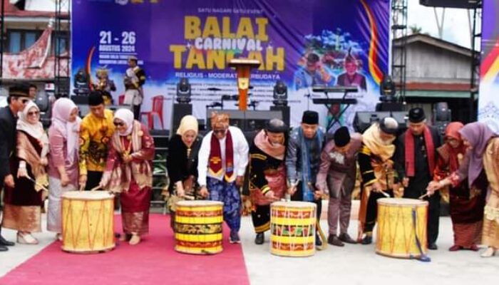 Iven Nagari Balai Tangah Carnival Lestarikan Budaya, Tingkatkan Ekonomi Masyarakat