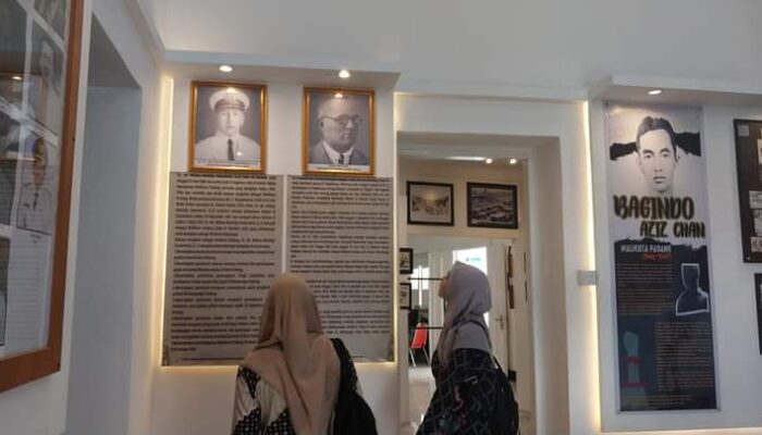 Menelusuri Jejak Sejarah Kota Padang Tempo Doeloe di Galeri Arsip Statis Gedung Balaikota Lama