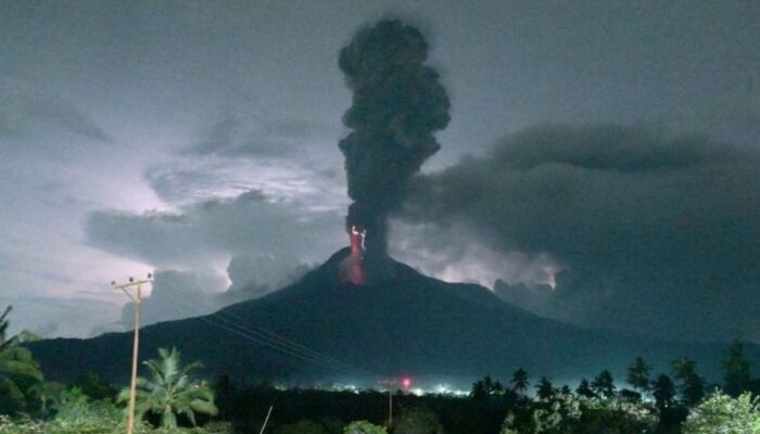 Gunung Lewotobi di Flores Erupsi! 10 Korban Tewas, Lebih 10 Ribu Jiwa Diungsikan