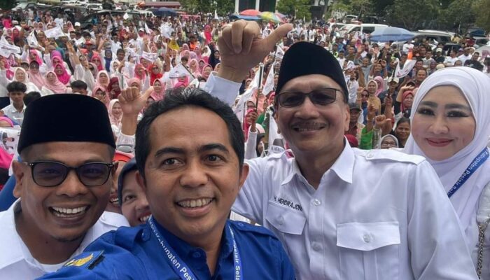 QUICK COUNT: “Hendrajoni is Back” di Pesisir Selatan! Rusma Yul Anwar Sabar Tunggu Hasil Real Count KPU