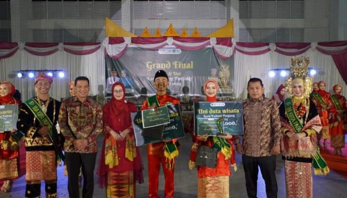 Viagi dan Rahmi Terpilih Jadi Uda Uni Padang Panjang 2024