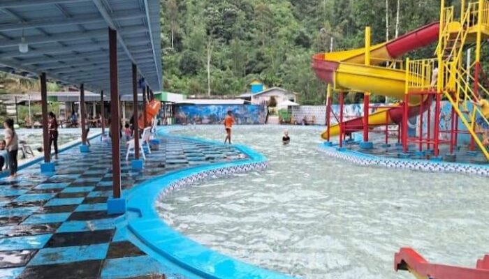 Yuk Berenang ke Lubuk Sikaping! Ada Pemandian Ambun Waterpark, Lokasinya Asri Banget