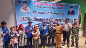 Berkat Bantuan Perumda AM Kota Padang, Kini Gustina Punya Rumah Layak Huni