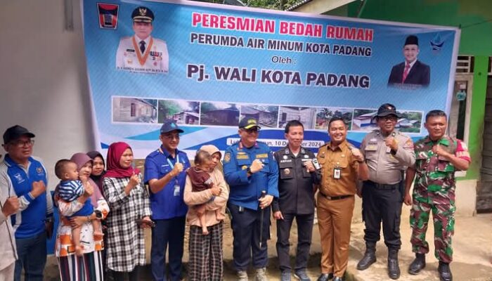 Berkat Bantuan Perumda AM Kota Padang, Kini Gustina Punya Rumah Layak Huni