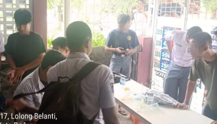 Waduh! Temanya Ikut Pesantren Ramadhan, 10 Siswa Ini Malah Asyik “Ngegame” di Warung Kopi