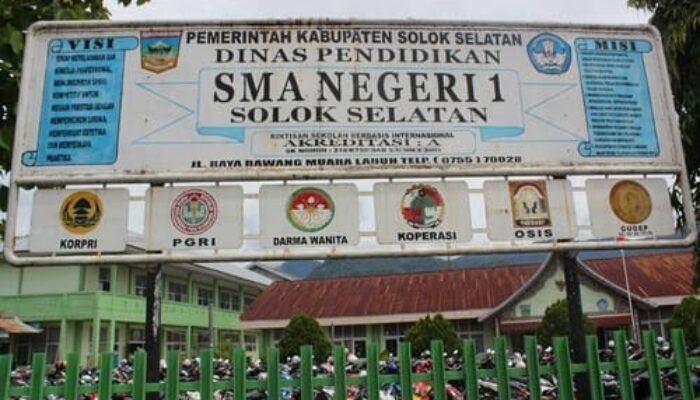 Solok Selatan Mantap! Sekolah Dilarang Lakukan Pungutan dan Jual Seragam