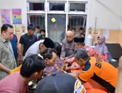 3 Wisatawan Meninggal Dunia Terseret Ombak Pantai Tiku di Agam