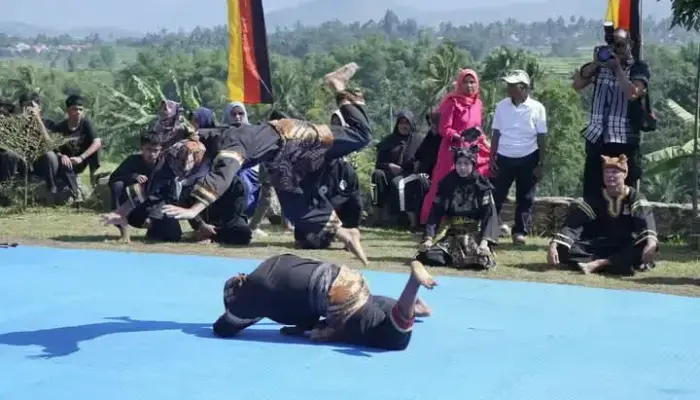 Festival Silek Pandeka Batagak Gala Kapalo Koto Aktifkan Lagi Silek Tradisional Tanah Datar