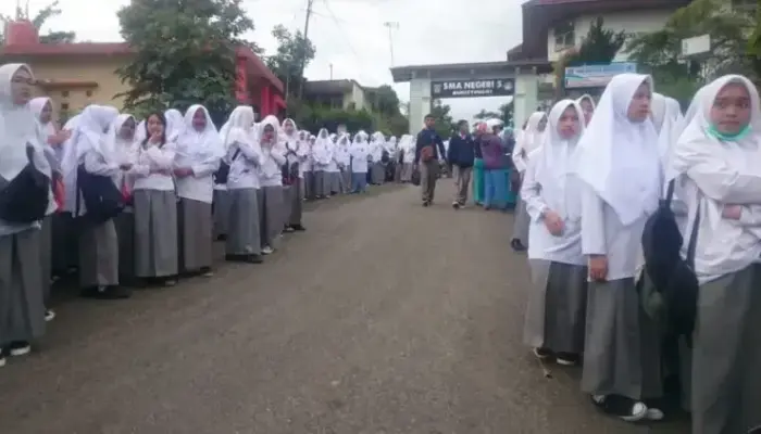 Resmi! Pemko Bukittinggi Gratiskan Uang Komite Bagi Siswa SLTA/SLB, Ini Syaratnya