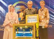 Penghargaan Lagi! Bank Nagari Syariah Terima The Best Performance-Gold Award (Excellent) 4 Stars 