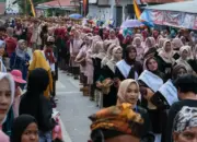 Festival Langgam “1.000 Katidiang Saok” Potret Kebersamaan Warga Nagari Tanjung Alam Tanah Datar