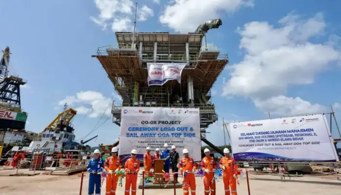 Pertamina PHE Lepas Anjungan Baru OOA Berbobot 530 Metrix Ton ke Laut Jawa