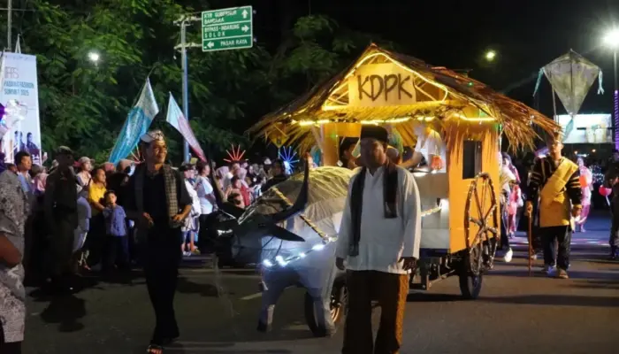 Dari “Kabau Padati Hingga Bus Trans Padang” Meriahkan Pawai Telong Telong HJK Padang