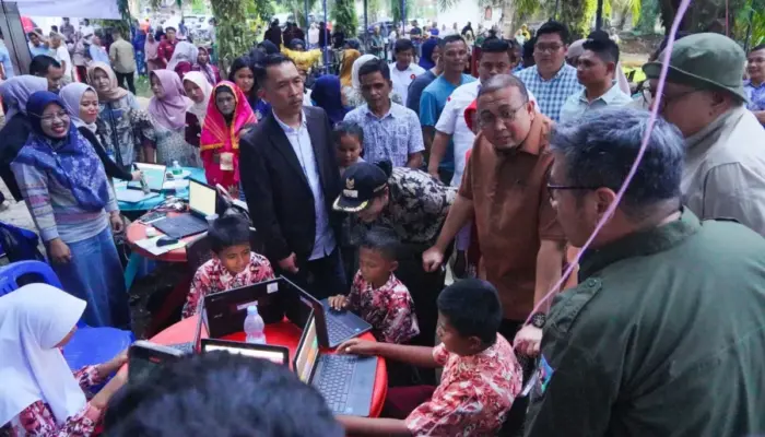 Puluhan Tahun Tertutup Rimbunnya Kebun, Kini Nagari Sinamar Mengudara ke Pelosok Dunia