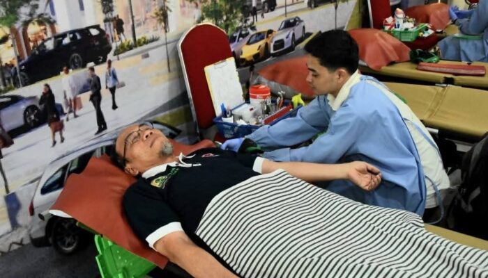 Wawako  Padang Maigus Nasir Apresiasi FMIPA Unand Gelar Donor Darah di Mall