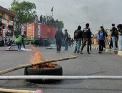 Buntut Ojol Tewas Dilindas Barakuda Brimob, Demo Besar-besaran Meluas di Berbagai Daerah