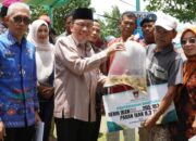 Nelayan Kota Padang dapat Bantuan Mesin Tempel, Jaring dan Benih Ikan