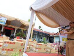 Nelayan Pesisir Selatan Terima Bantuan 50 Unit Mesin Tempel