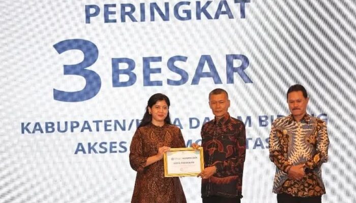 Kota Pariaman Kembali Terima Penghargaan UI Green City Matric Awards 2025