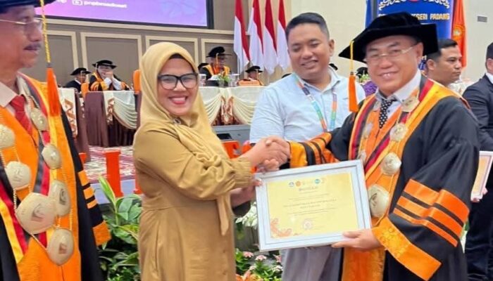 Diskominfo Padang Terima Penghargaan Bidang Iptek dari PNP